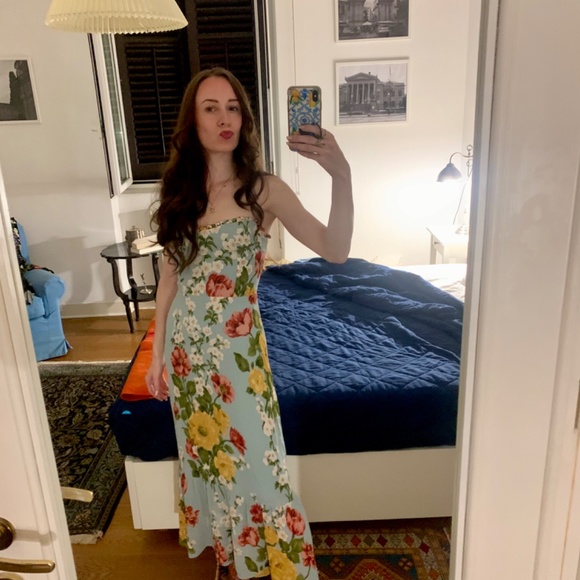 Meet your Posher, Keila - Picture 3 of 4